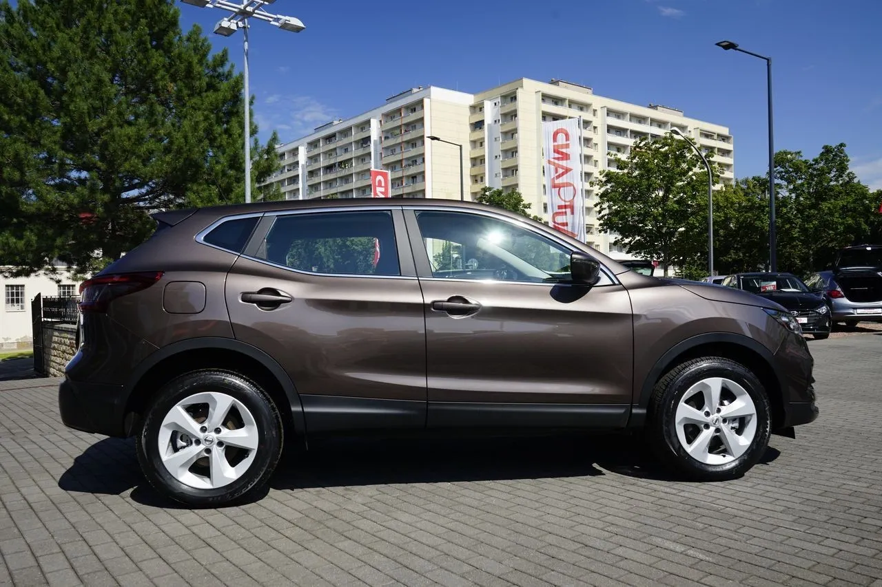 Nissan Qashqai 1.3 DIG-T...  Image 6